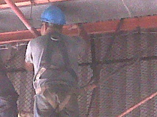 PROTECTORES DE MALLA EN GALPON METRO CCS
